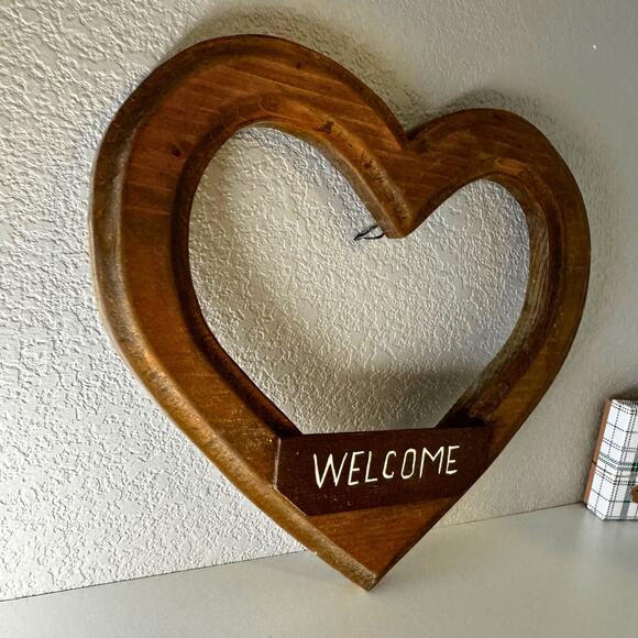 Vintage Wooden Heart Wall Hanging – “WELCOME” – Rustic Country Farmhouse Decor - Picture 2 of 7
